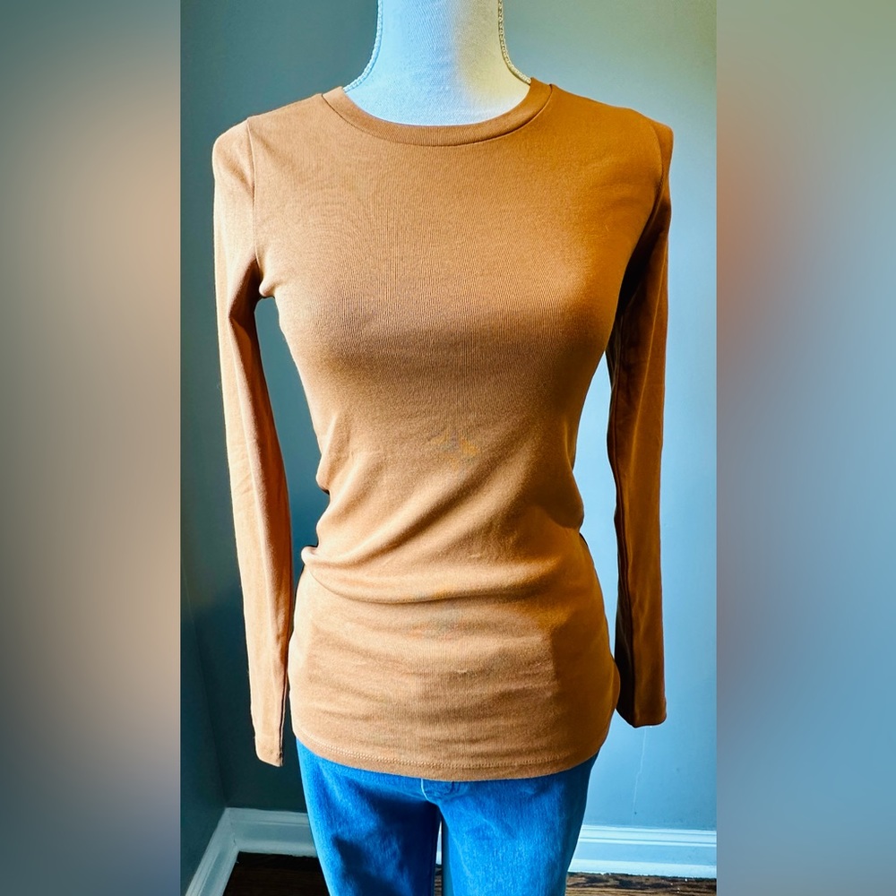 J Crew - “Perfect Fit” Amber Long Sleeve Tee, S.